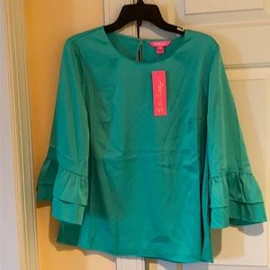 Lilly Pulitzer Christie Top size medium juniper green color. Fits smaller